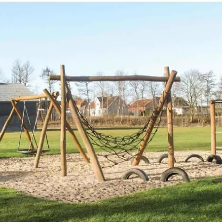 Cosy Small For 4 Persons