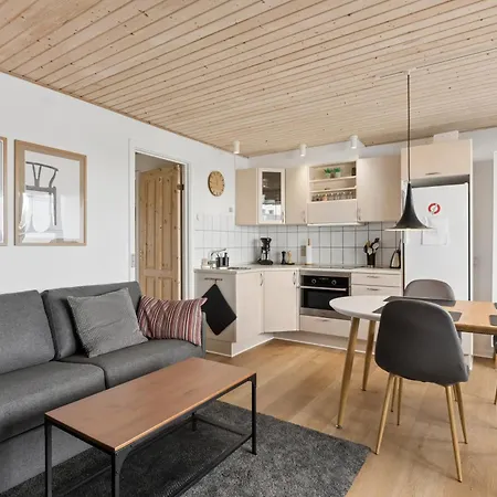 Cosy Small For 4 Persons Tranekær