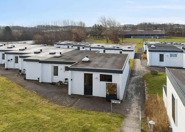 Cosy Small For 4 Persons Tranekær