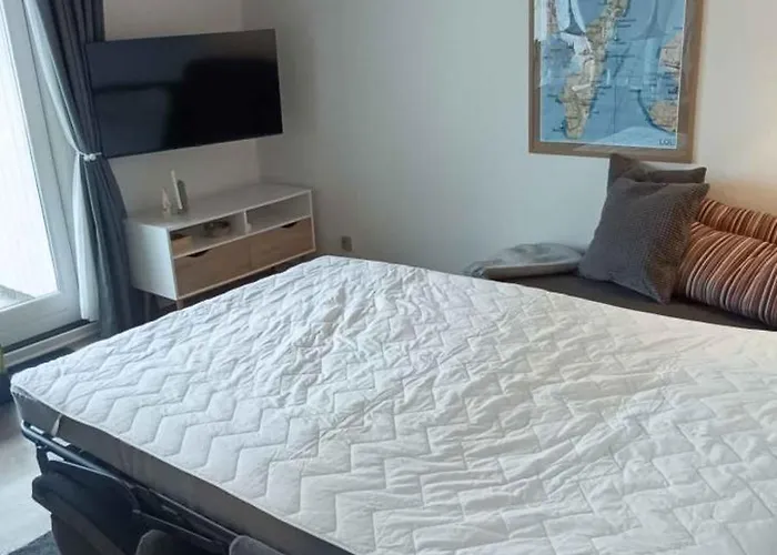 Cosy Small For 4 Persons Vakantiehuis