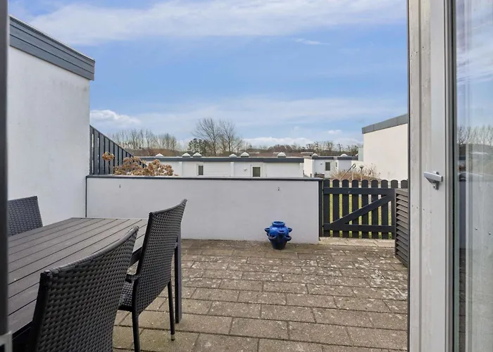 Cosy Small For 4 Persons Tranekær