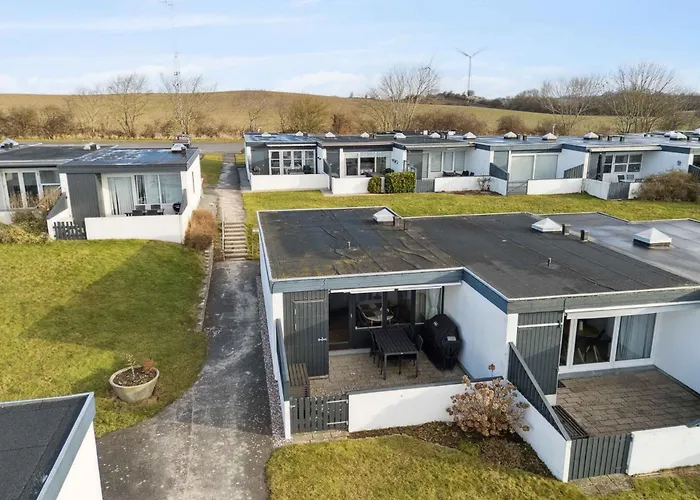 Cosy Small For 4 Persons Vakantiehuis *