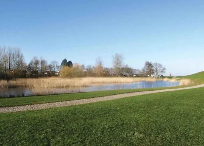 Cosy Small For 4 Persons *