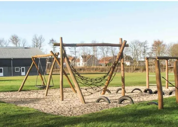 Cosy Small For 4 Persons